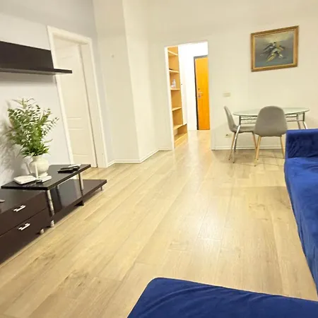 Holiday Apartments * Tirana