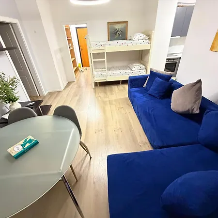Holiday Apartments * Tirana